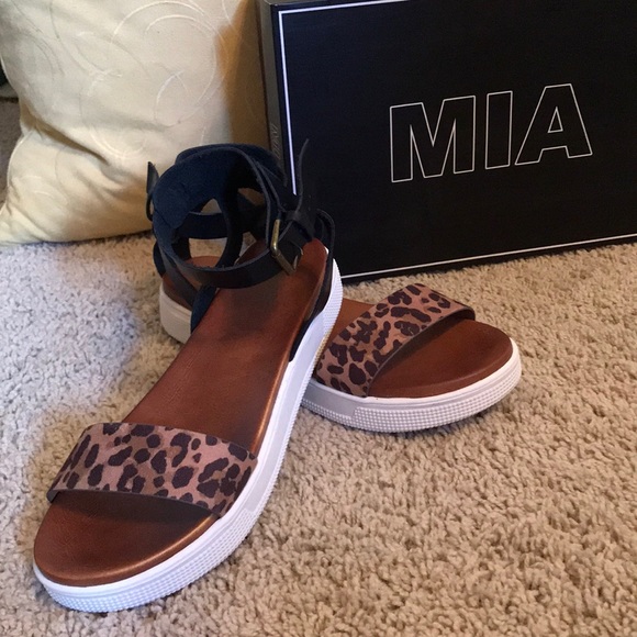 mia leopard sandals